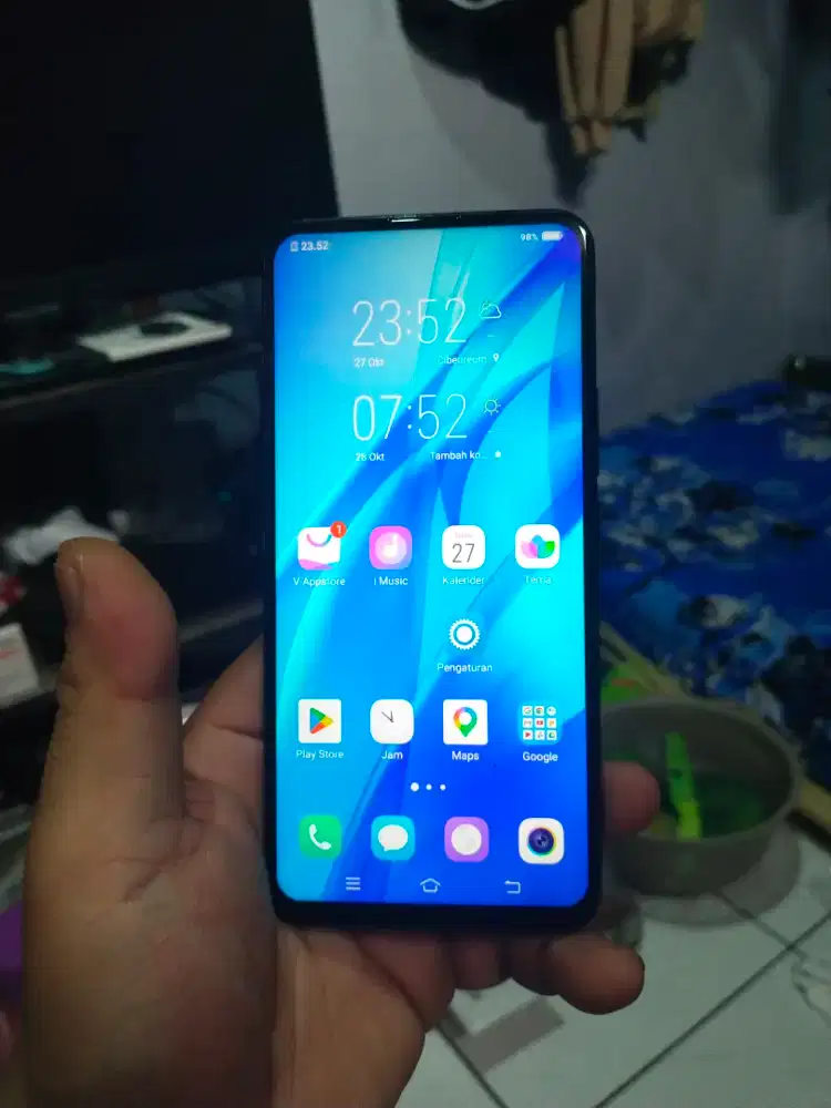 VIVO V15 RAM8, BATANGAN LAYAR MULUS KAMERA JERNIH, LOK KEBONKOPI,