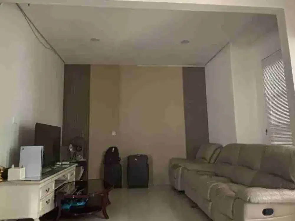 Dijual sgt murah rumah sudah renov siap huni di Residence One-Bsd City(SHM)