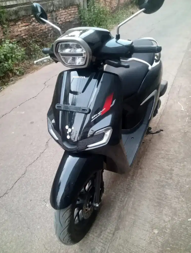 HONDA STYLO 160 CBS 2025 - Hitam Glossy