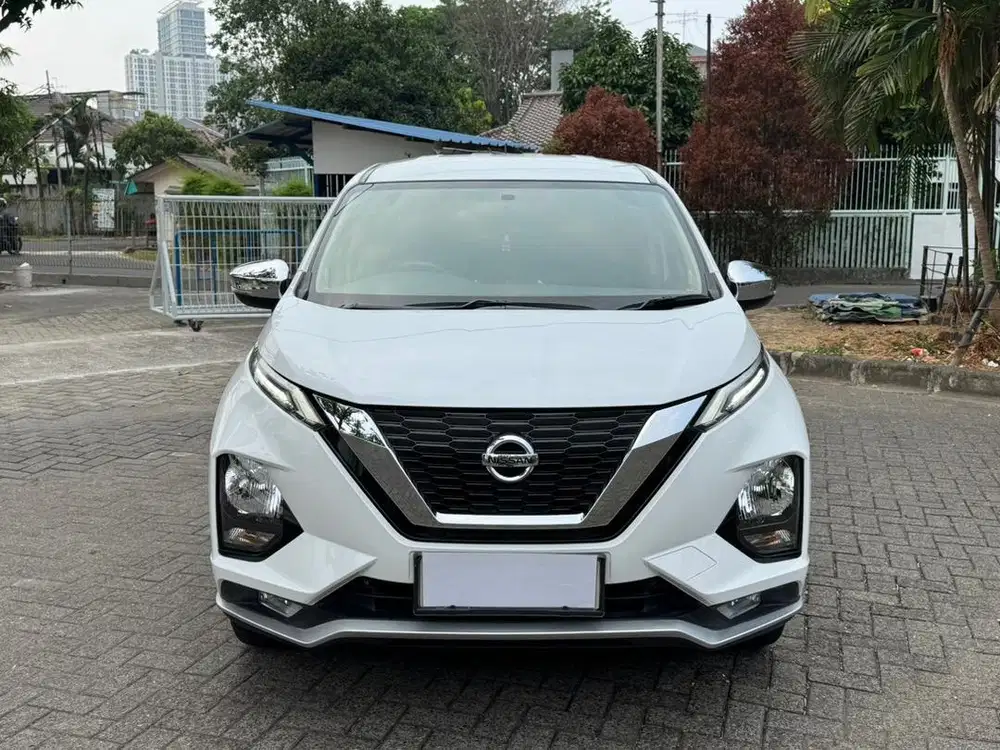 Nissan Livina VL AT 2022