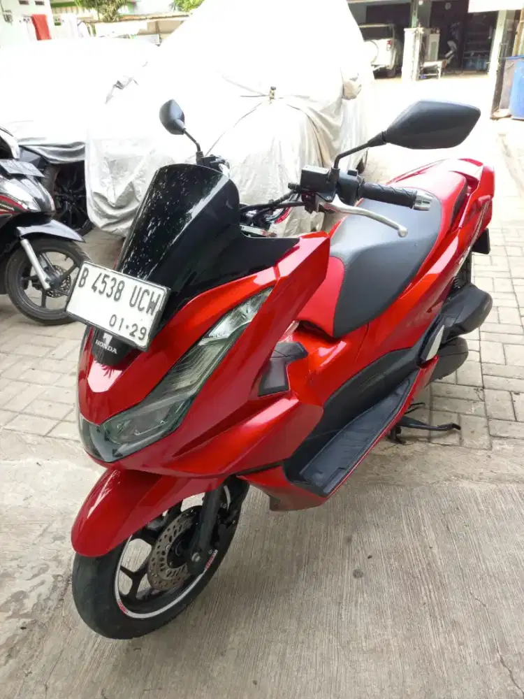 Honda pcx 2024 awal