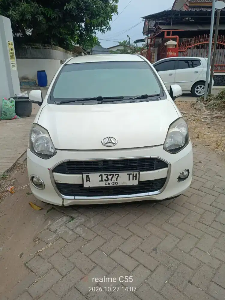 Daihatsu Ayla Type X 1000cc Matic Thn 2015