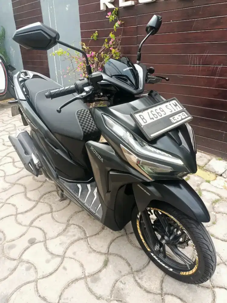 DIJUAL CEPAT HONDA VARIO NEW KYLESS 150 CC ORIGINAL