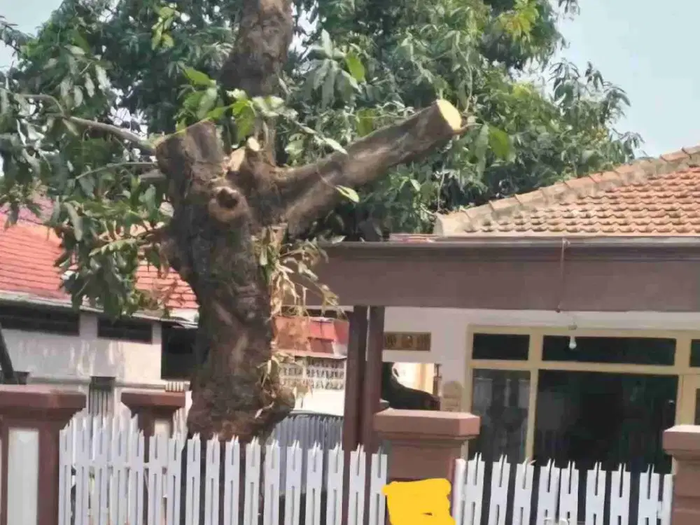 RUMAH DI SUKAMANAH KOTA TANGERANG