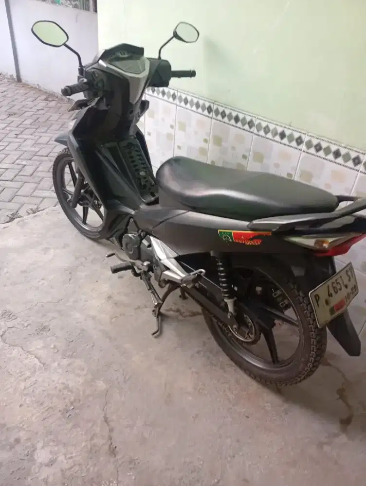 Supra x  pajak hidup