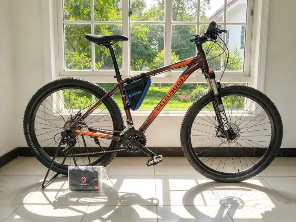 Sepeda gunung MTB polygon premier 5 hidrolic