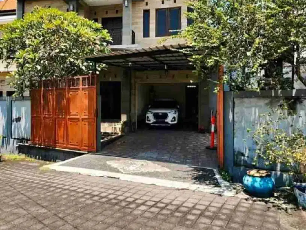 rumah jalan muding kerobokan bali