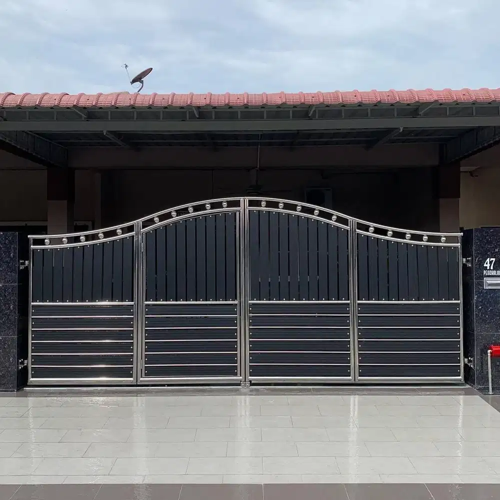 Pintu pagar dorong stainess stell kombinasi woodplank