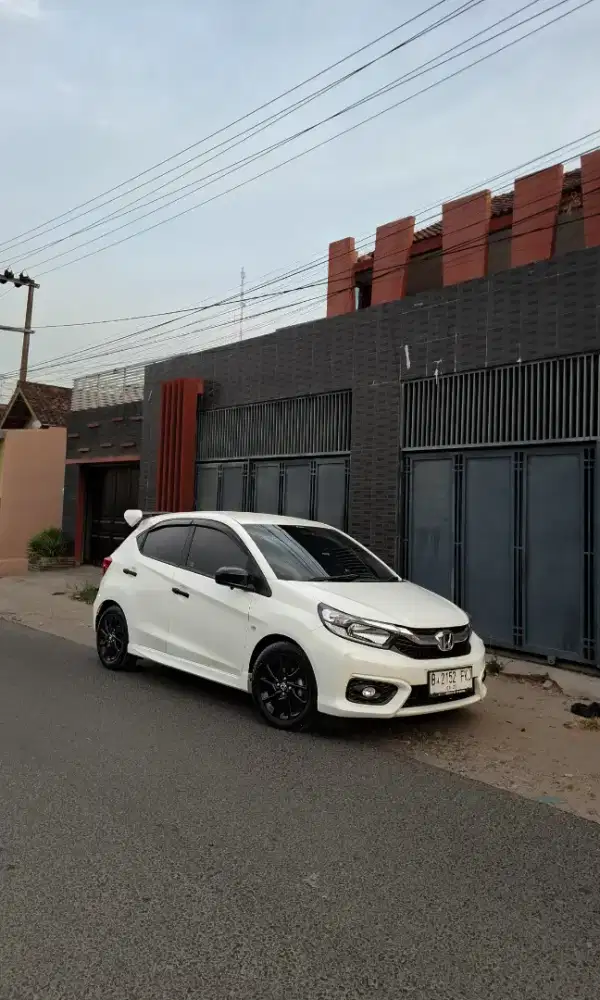 LOW KM & FULL ORI - Brio RS Matic (upgrade)