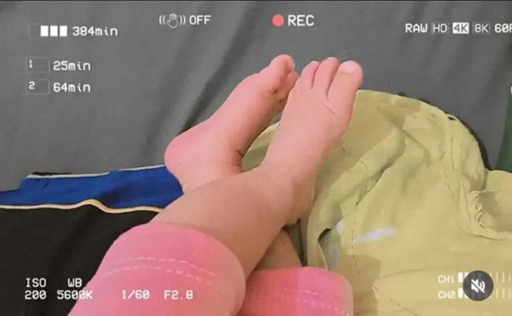 PENGASUH ANAK PEREMPUAN