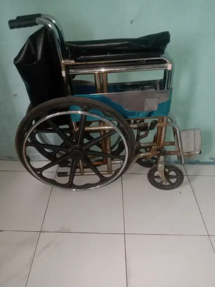 kursi roda masih bagus