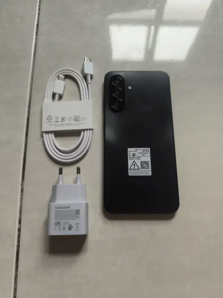 Samsung A17 4G 8/256 Black hp charger sein