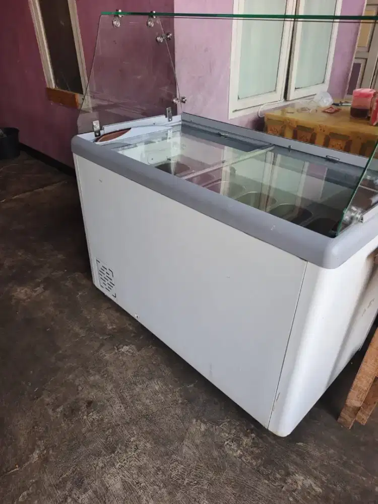 JUAL BUTUH FREZEER GELATO GEA 360 L