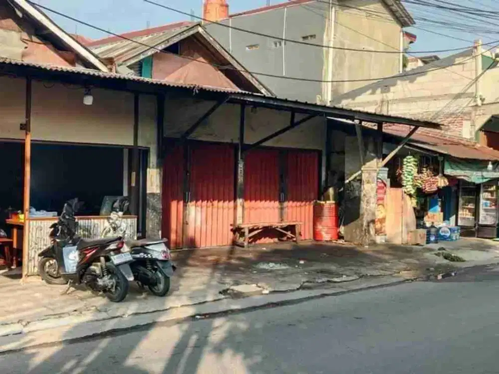 Kios Dan Kontrakan Bintara, Pinggir Jalan Raya