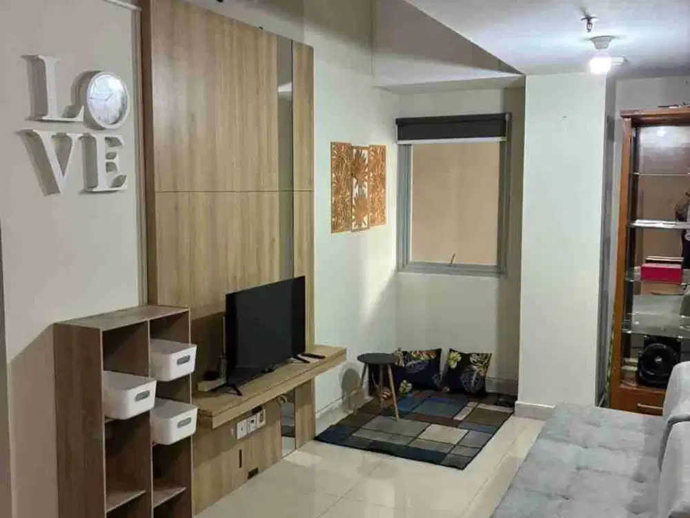 Apartemen Full Furnish  di LRT City  Jatibening 
Bekasi