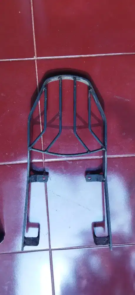 BESI BEHEL BELAKANG MOTOR THUNDER