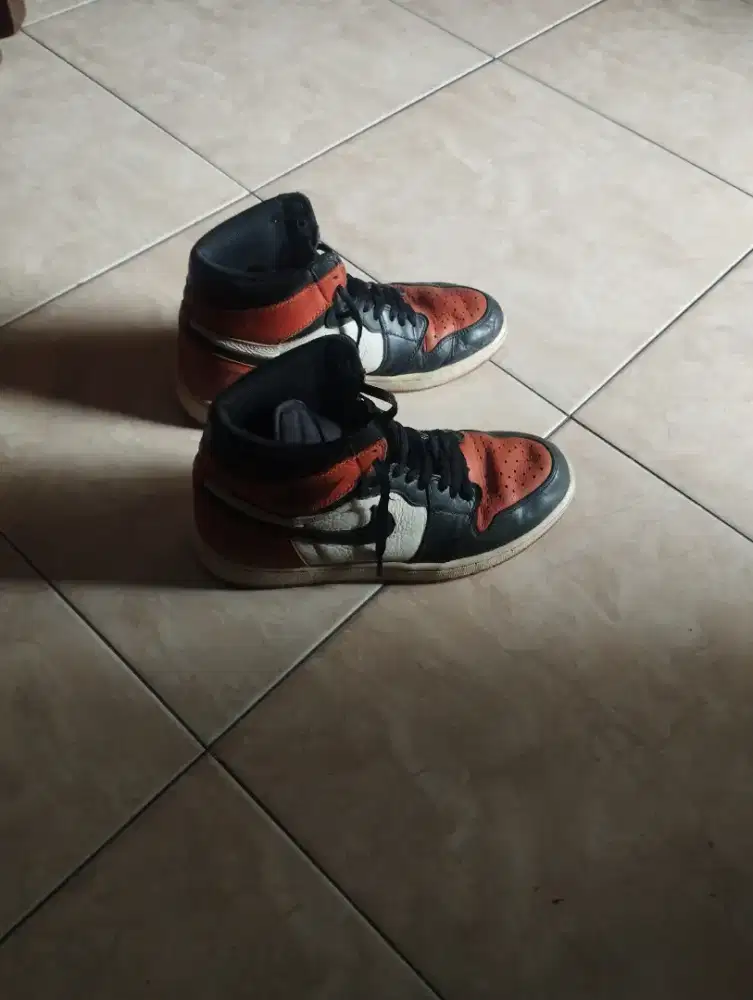 Sepatu nike bekas