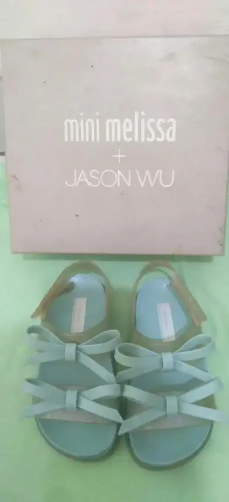 Preloved sepatu anak perempuan