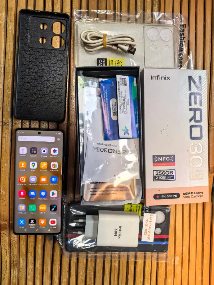 Fullset Infinix Zero 30 5g 12/256 bekas 90%