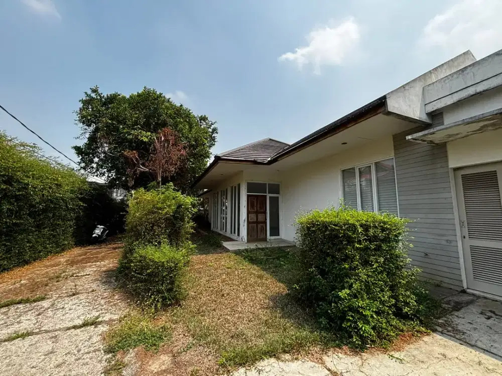Dijual rumah di Lebak Bulus