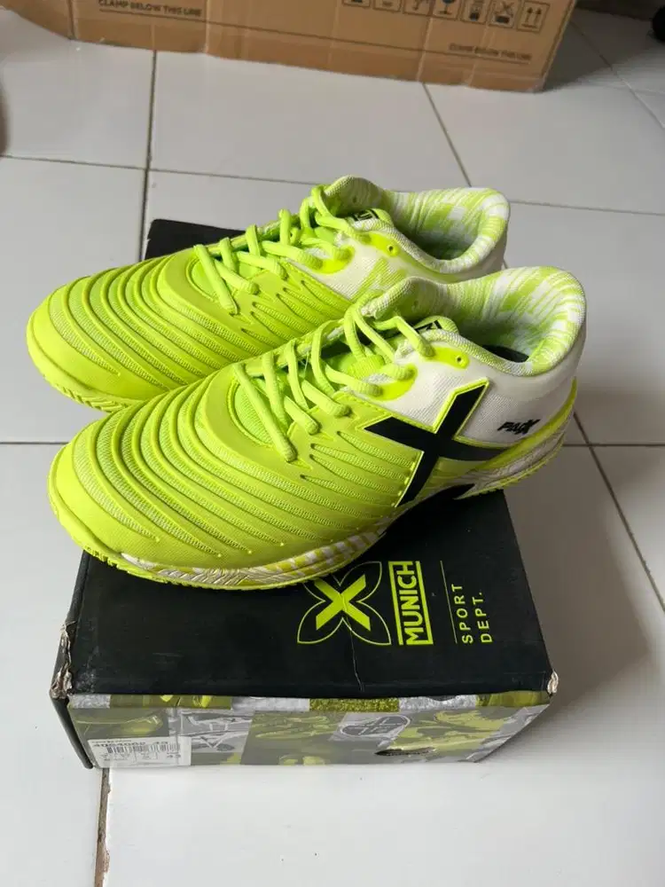 Sepatu Padel Munich PadX 62 Size 43