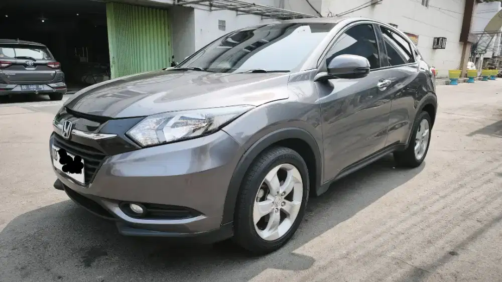 Tangan pertama (Km 60rb) HR-V tipe E matik 2015
