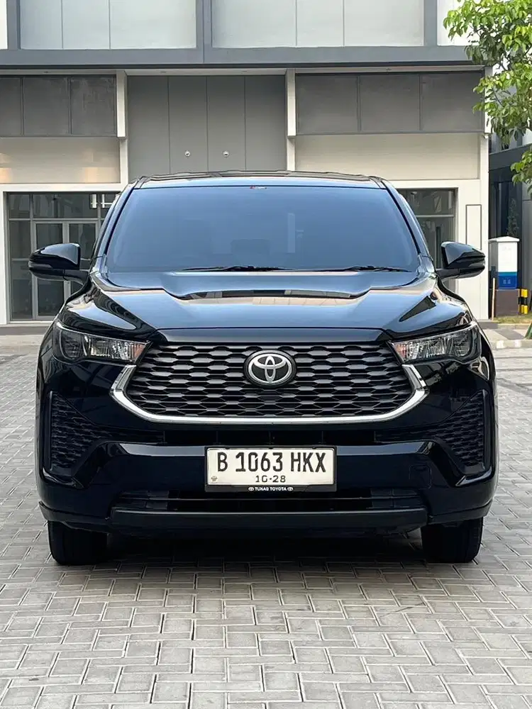 Tiada dua nya ini mobil Toyota Innova Zenix G AT Bensin 2023 Hitam