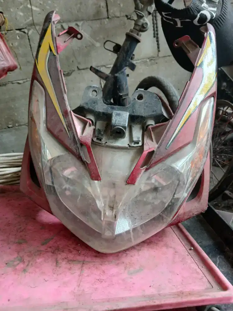 LAMPU DPN XEON KARBU