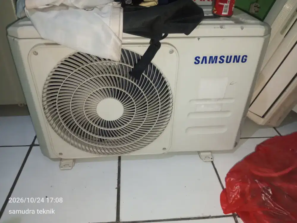 Outdoor Samsung 1/2 pk