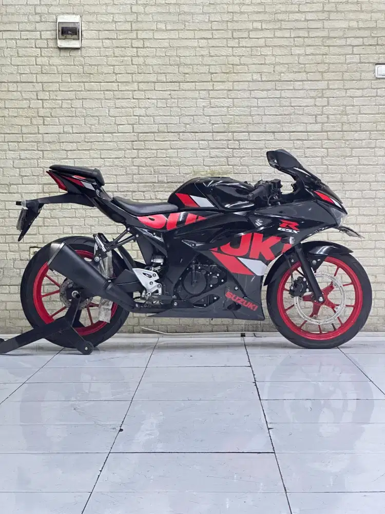 TERMURAH‼️ Suzuki GSX 150R Keyless 2020 Black N Malang - Mustika motor