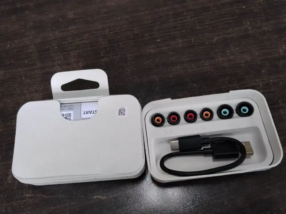 TWS SONY WF-1000xm5 mulus baru 1 minggu