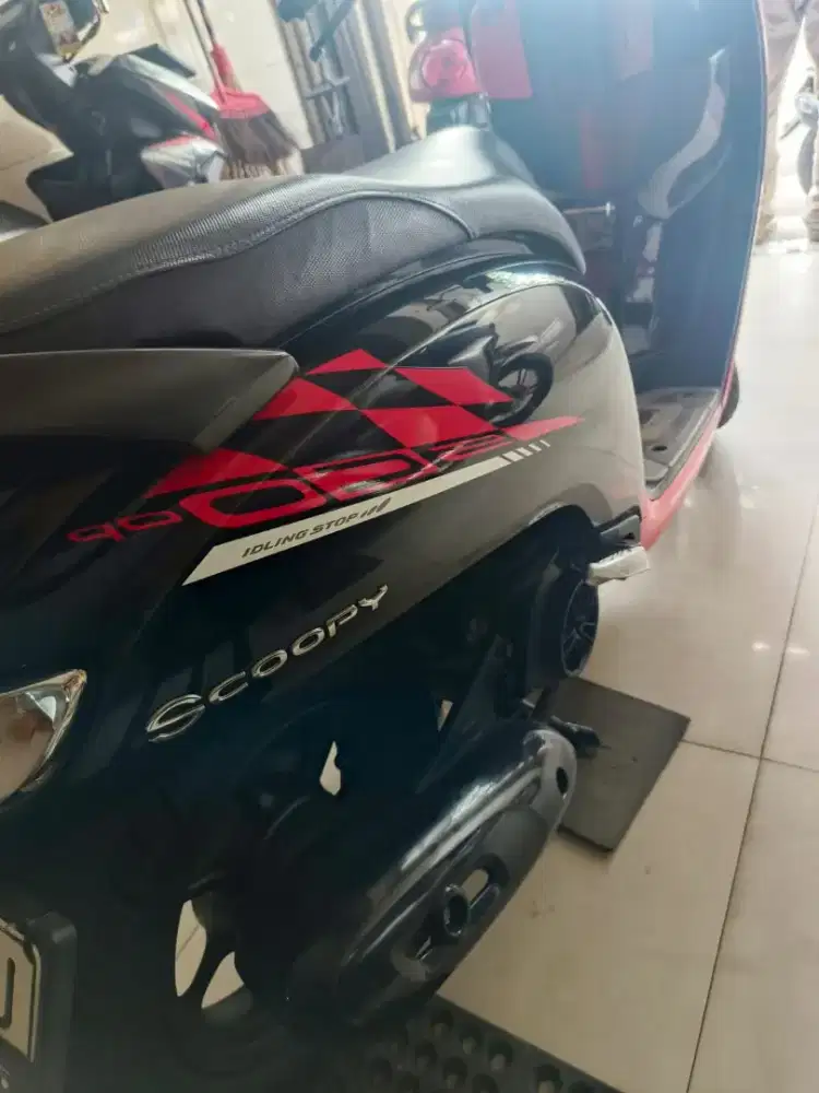 HONDA SCOOPY 2018