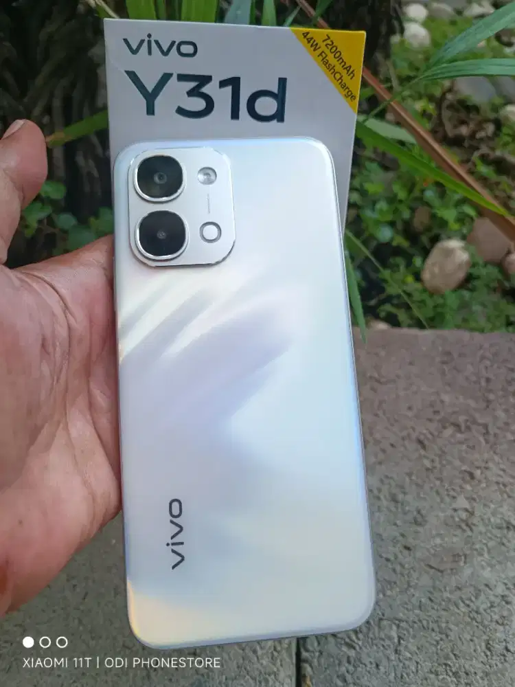 Vivo y31d 4+4/128 mulus seperti baru dan lengkap pemakaian 2 bulan