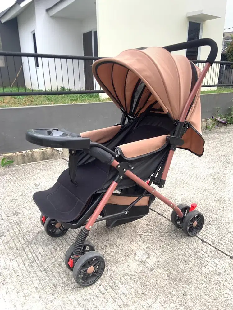 Stroller Bayi Beige