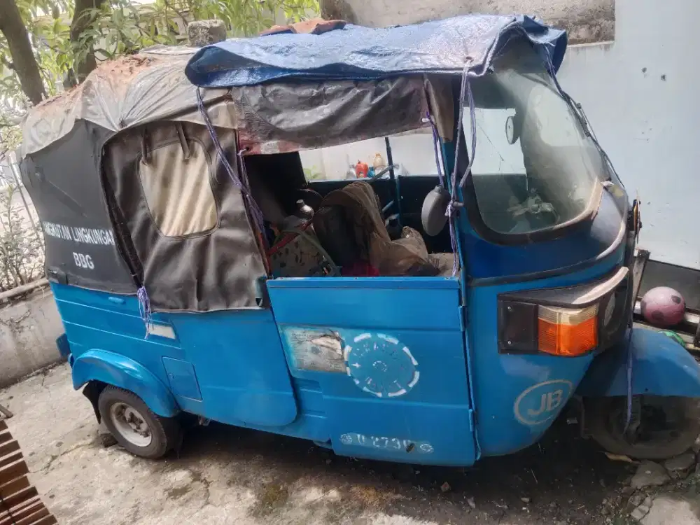 Bajai biru 2000