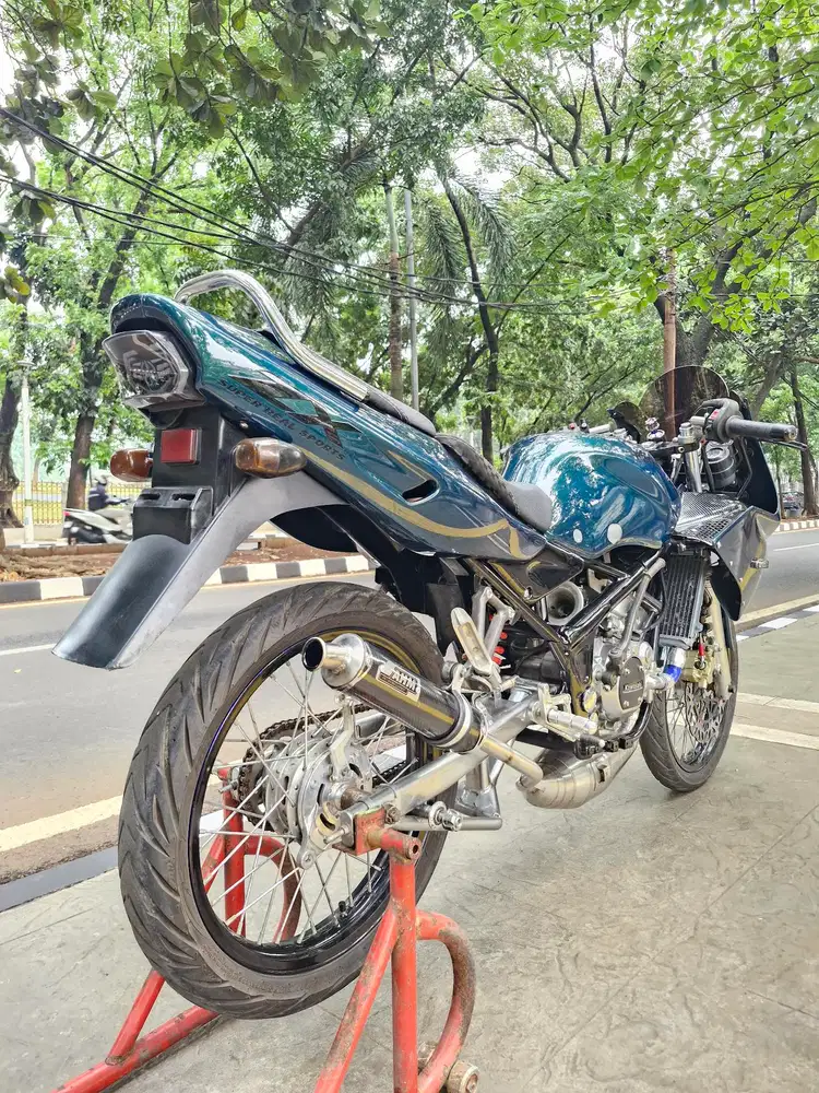 DIJUAL CASH KAWASAKI NINJA 150 RR OLD THN 2008 PJK OF 1X SIAP PAKAI