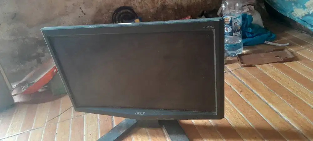Lcd monitor acer 14 inchi