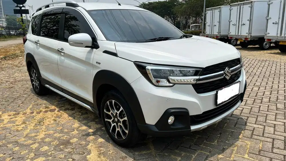 Suzuki XL7 Alpha A/T, 2021, km 72rb
