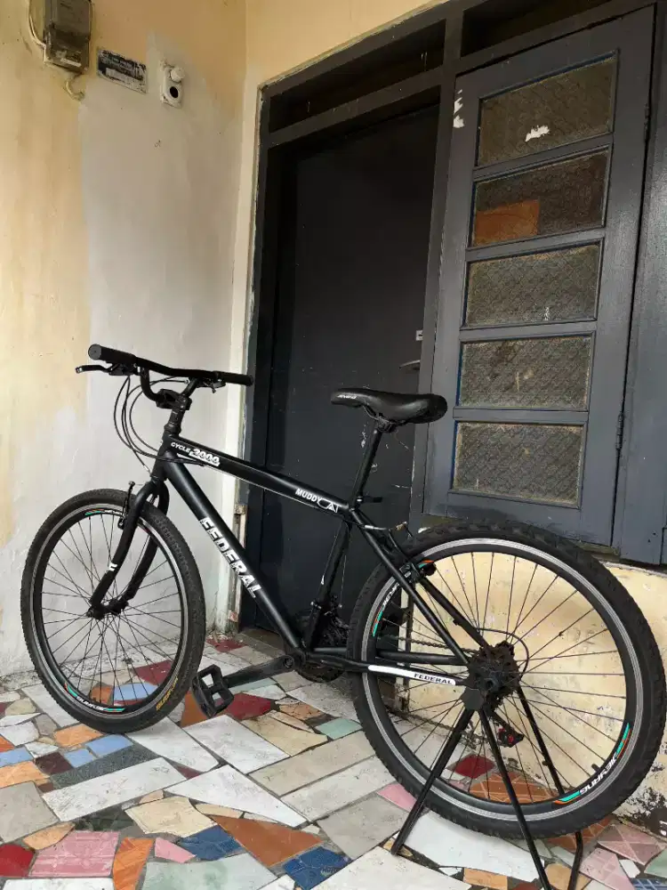 Sepeda Commuter Bike