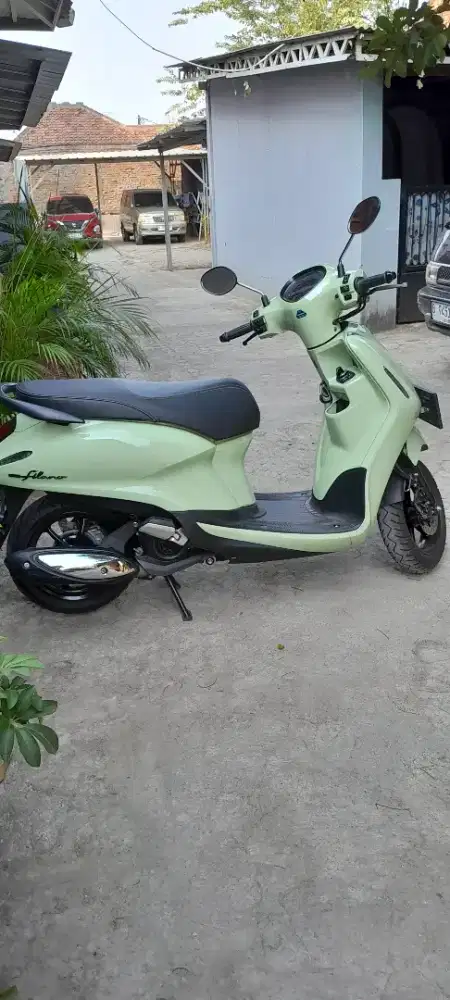 YAMAHA GRAND FILANO HYBRID