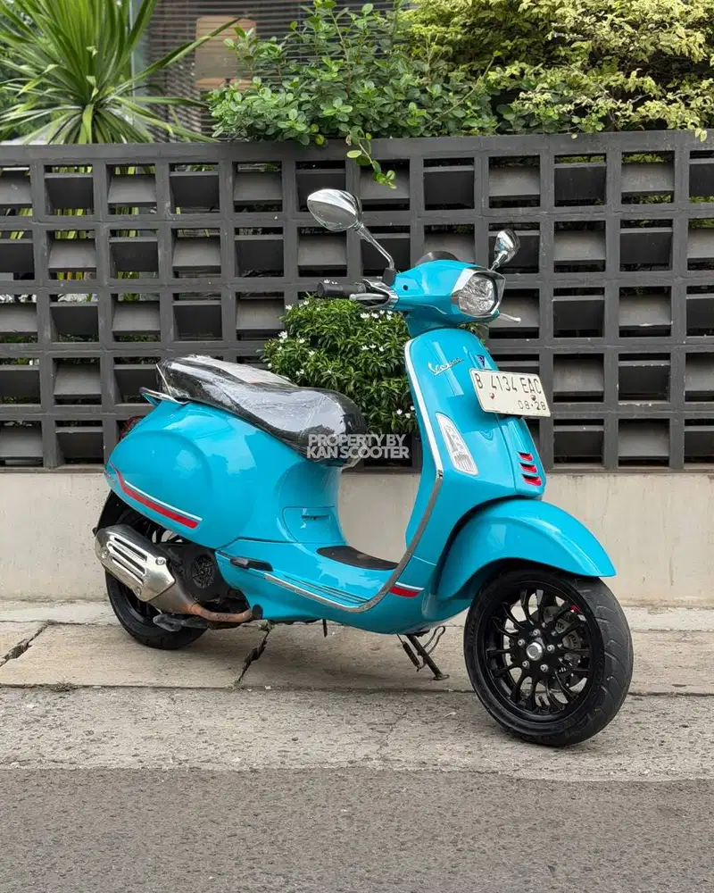 JUAL MURAH VESPA SPRINT S 150 iGET ABS FACELIFT 2023 MULUS