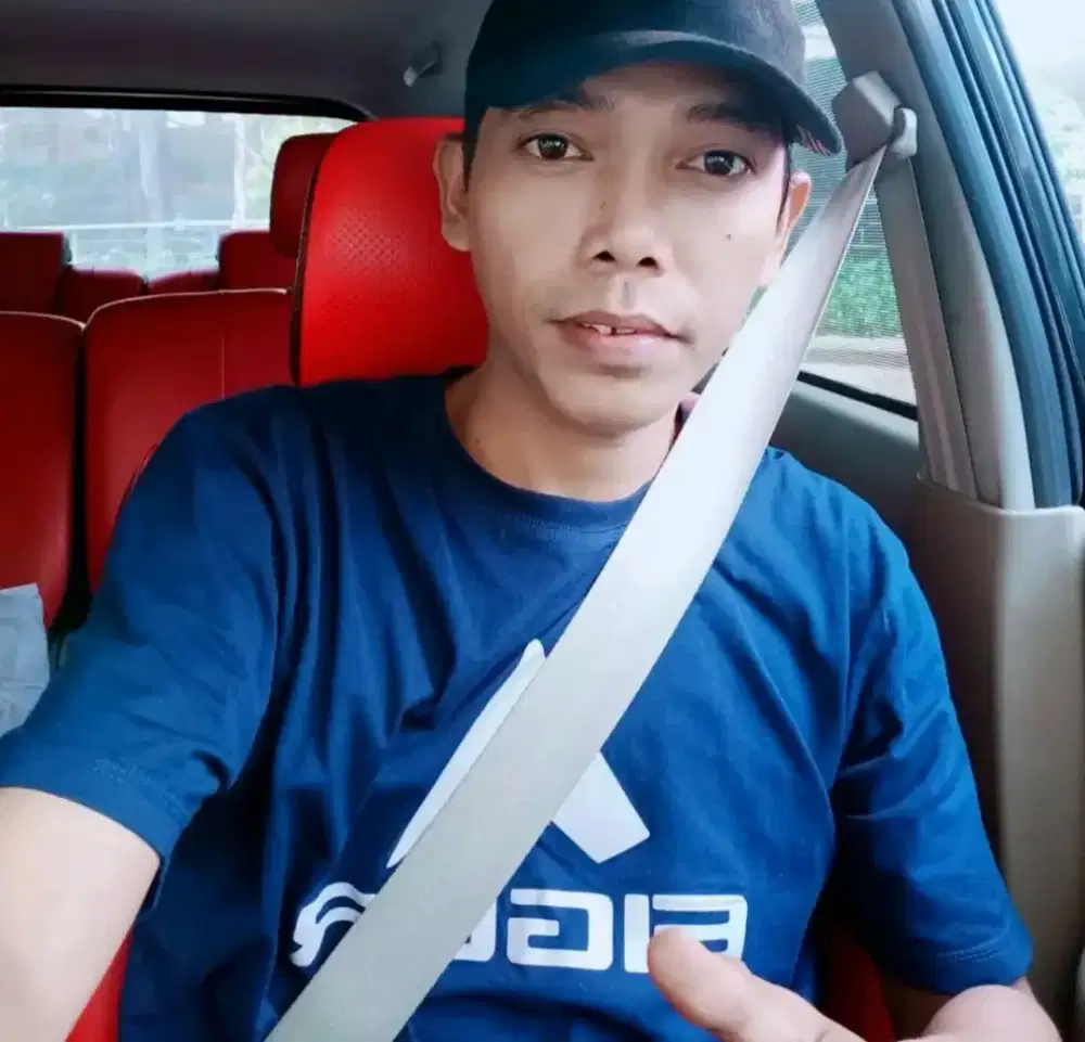 Cari Pekerjaan sebagai Driver Keluarga/Kantor atau Travel