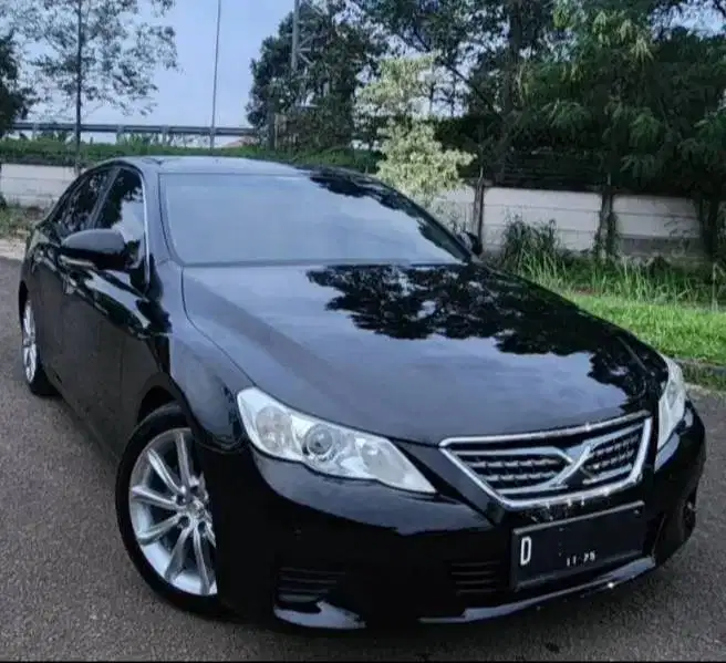 toyota mark x (2012)