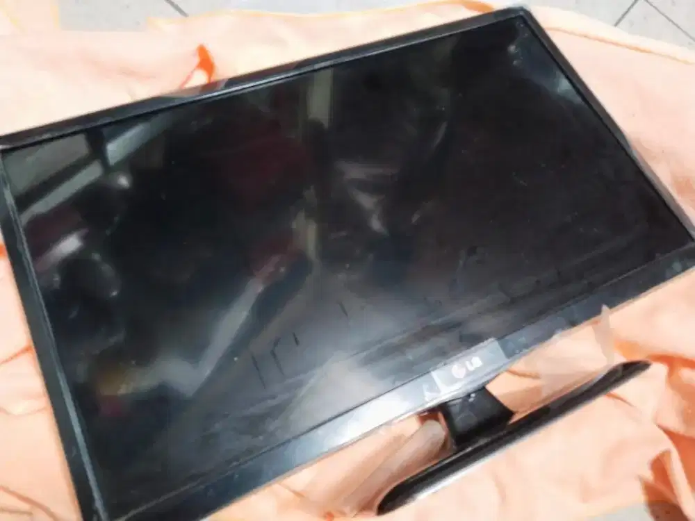 TV Televisi LG LED 24 INCH (RUSAK, MATI)