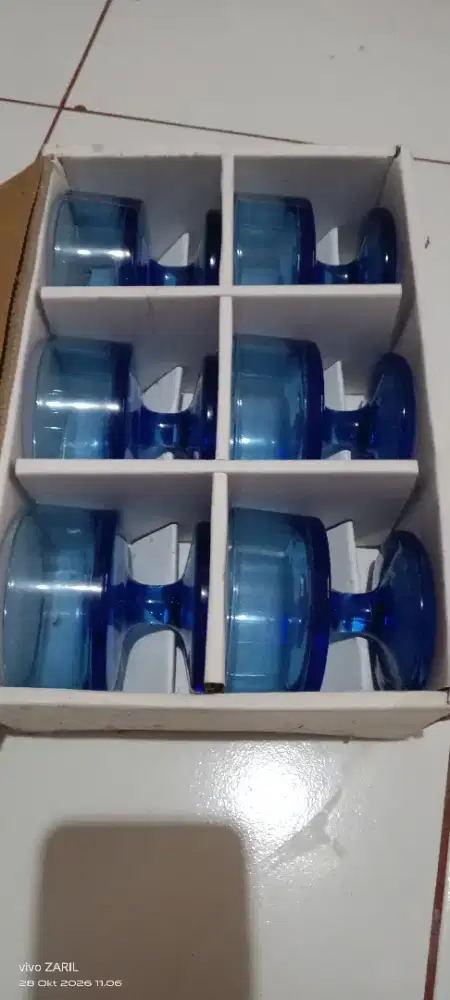 Gelas kaca tebal