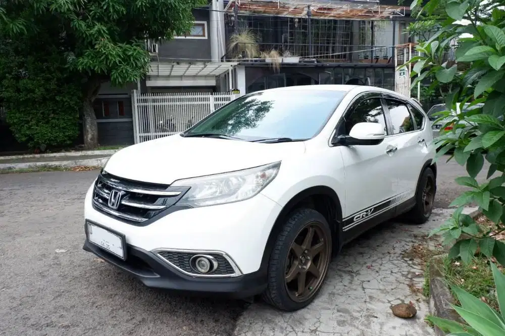 Honda CRV 2.4 Prestige 2013 At White