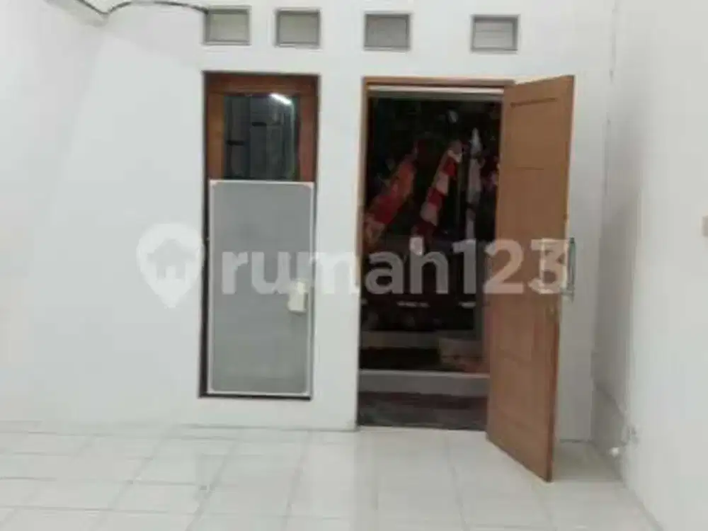 Rumah Bagus Unfurnished SHM Graha Raya Bintaro, Tangerang Selatan