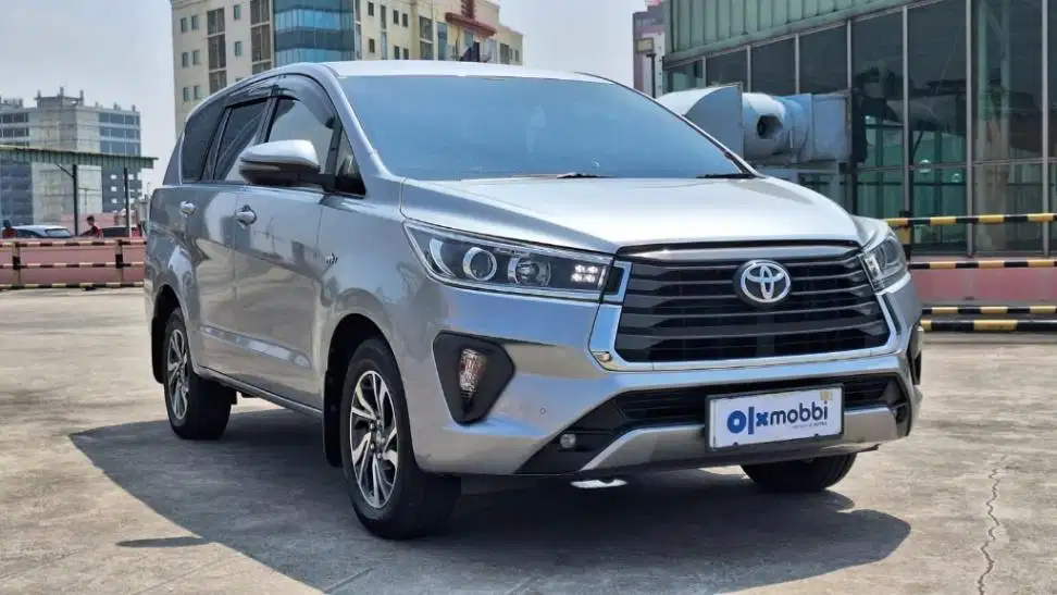 Toyota Kijang Innova 2.0 V Bensin-AT 2021