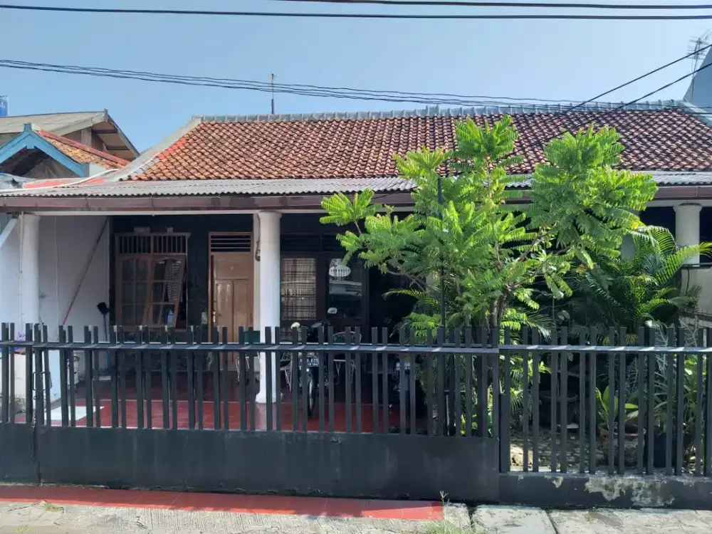 STRATEGIS! RUMAH 600 M DARI MRT BLOK A