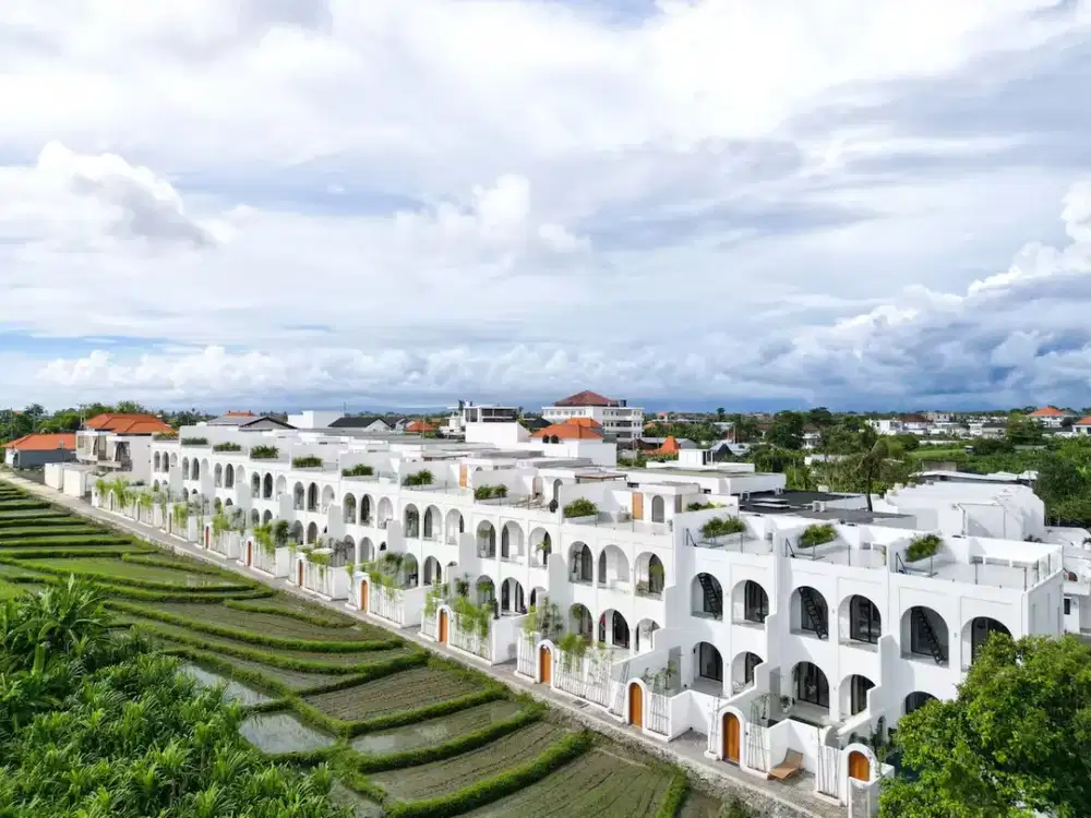 Modern Tropical Villa Collection with 29-Year Leasehold in North Pererenan